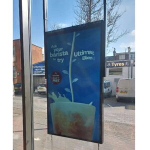 Muro UHB double-sided LamasaTech screen used in Costa Coffee